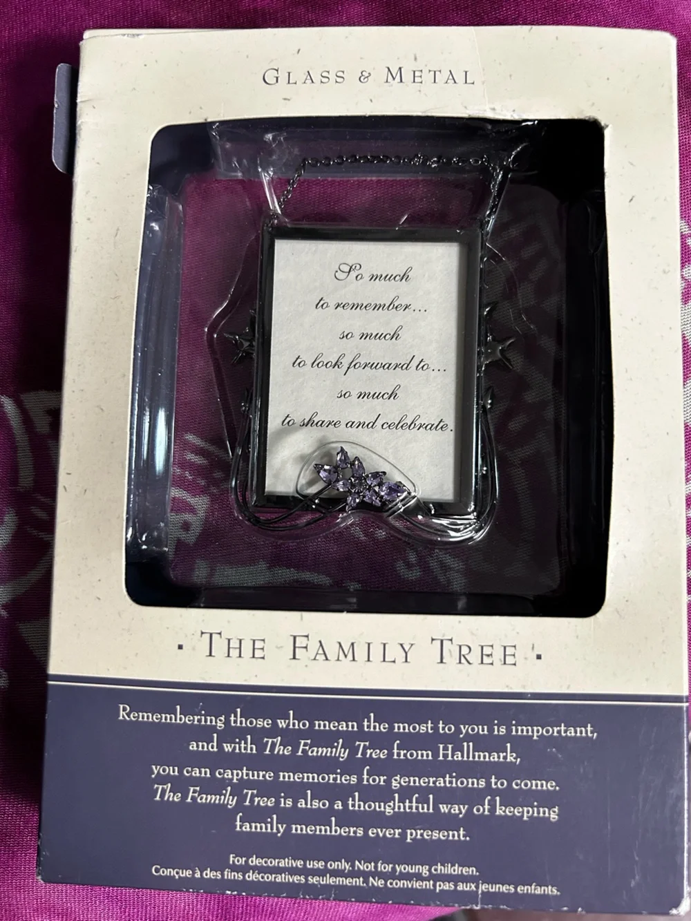 Vintage Hallmark The Family Tree Photo Holders Sets and display base lot.